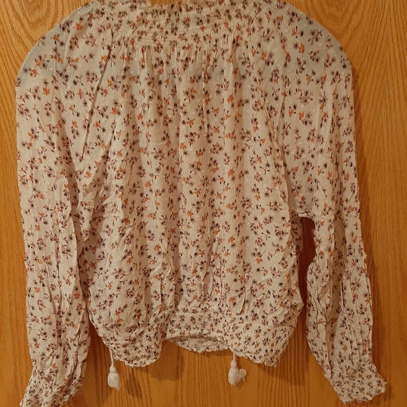 Carly Jeans Long Sleeve Top with Tassels Size Large - Picture 16 of 16